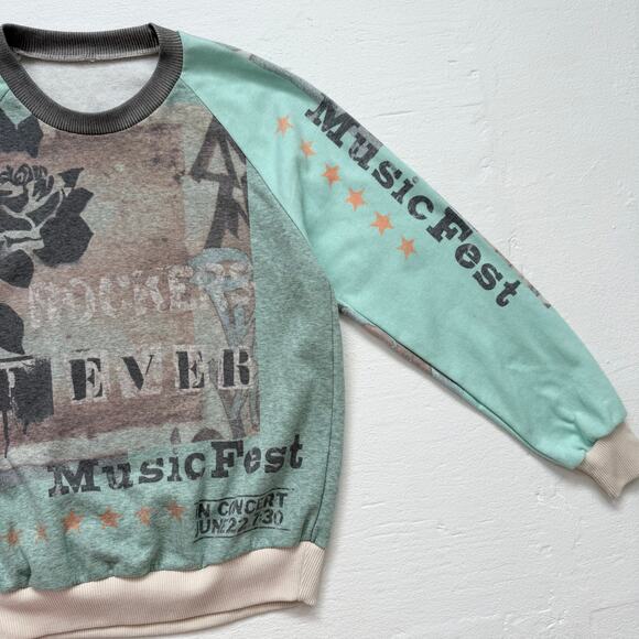 Graphic Music Fest Rose Print Raglan Sweatshirt Multicolor, Size Small - Picture 3 of 6